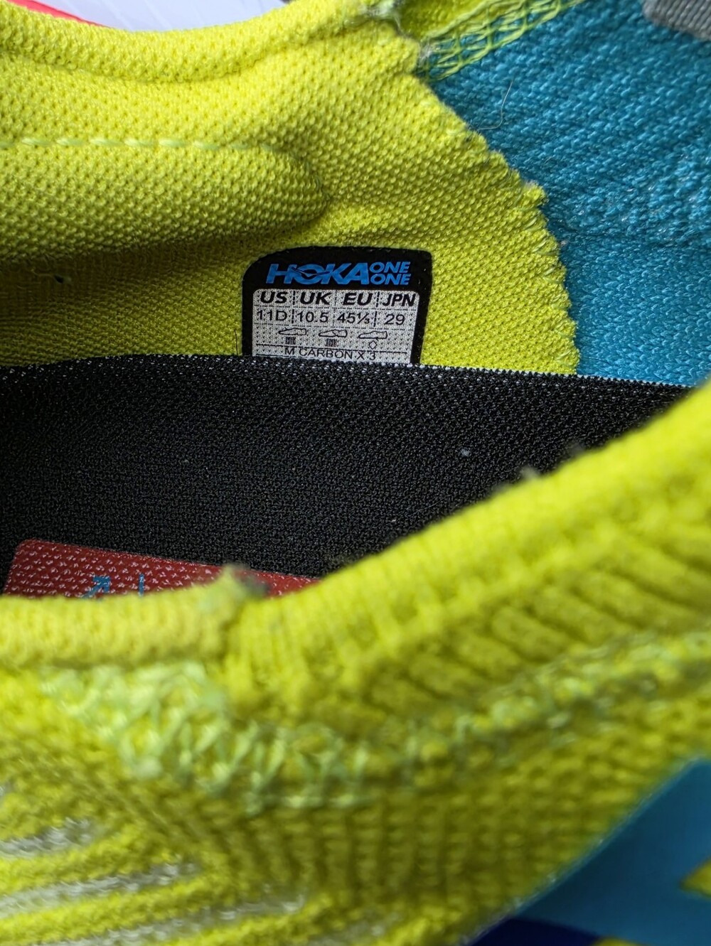 Hoka One One Men's Carbon X 3 Size 11D - Picture 2 of 8